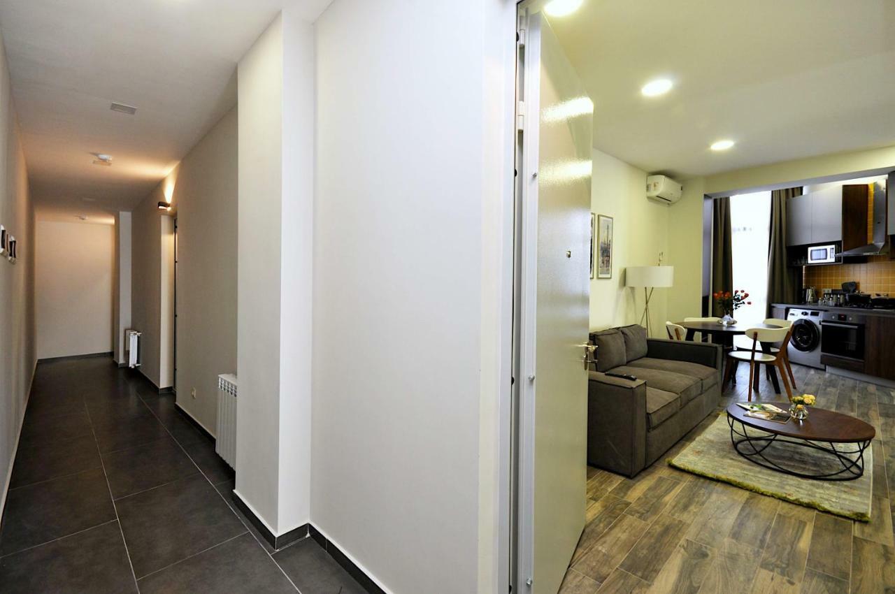 Modern Apartments ティビリシ エクステリア 写真